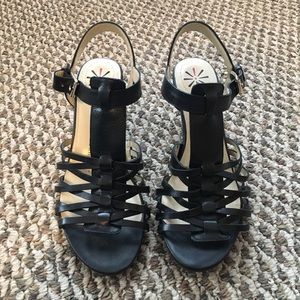 Black wedge size 7.5
